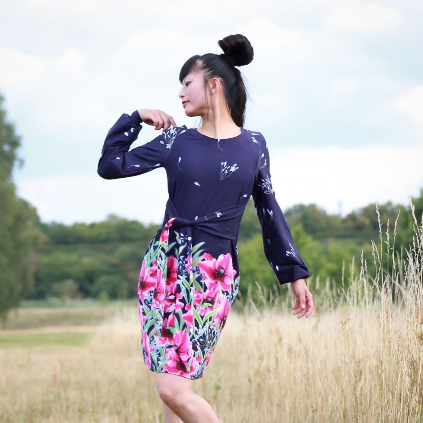 Bordüren Jersey Stoff in blau fuchsia